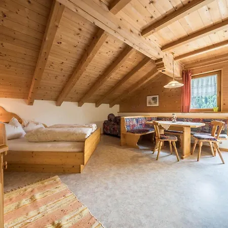 Haus Hubertus - 5 *